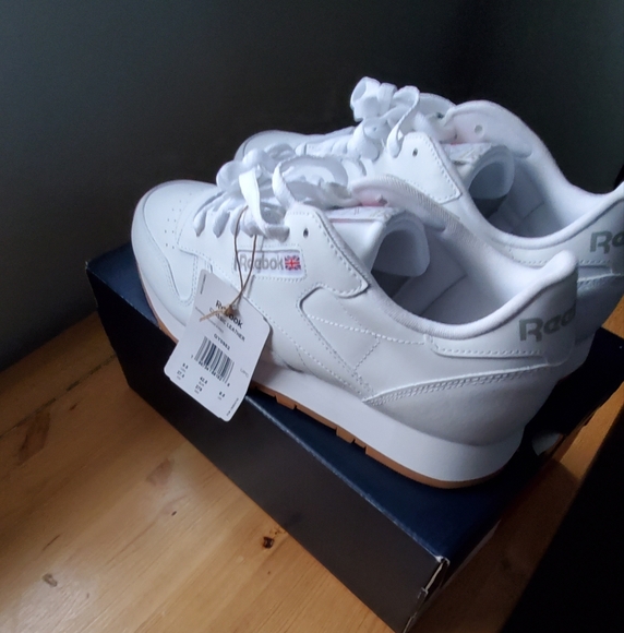 Brand new Reebok Classic Men 9.5 - Picture 6 of 7